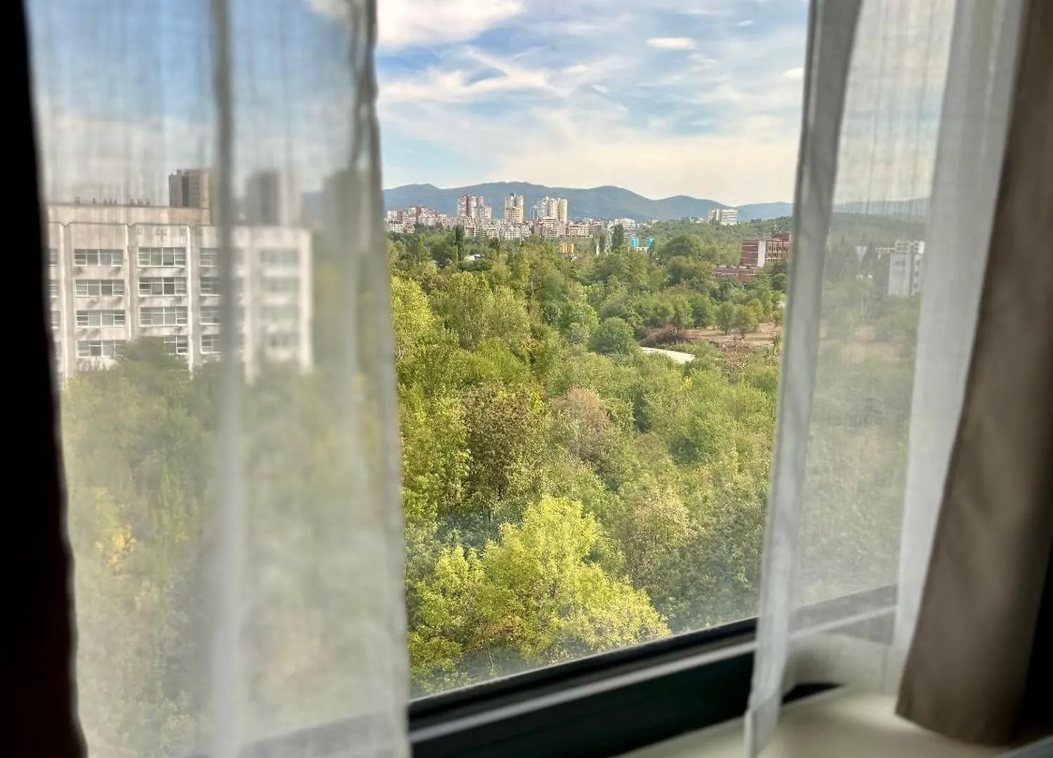 Mycampus Unwe Studentski Mountain Views Modern Kitchen Equipment ソフィア ブルガリア