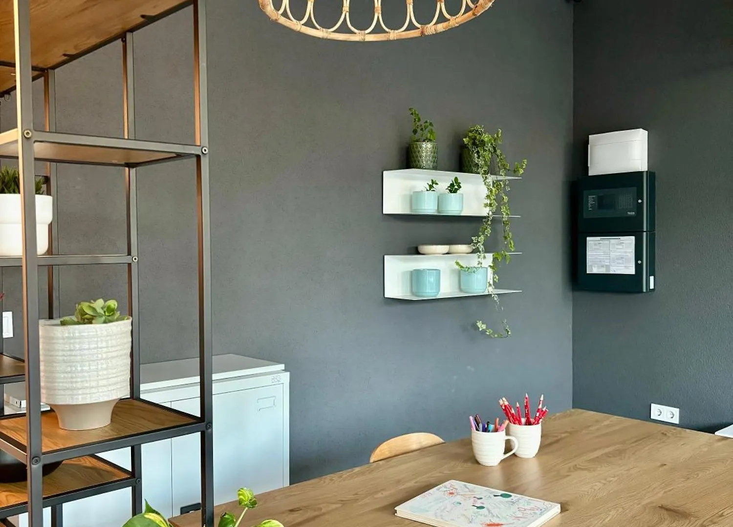 アパート Mycampus Unwe Studentski Mountain Views Modern Kitchen Equipment ソフィア